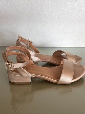 TruFox Girls 6 Blush Satin Pearl Block Heel Sandals Flower Girl Wedding Shoes